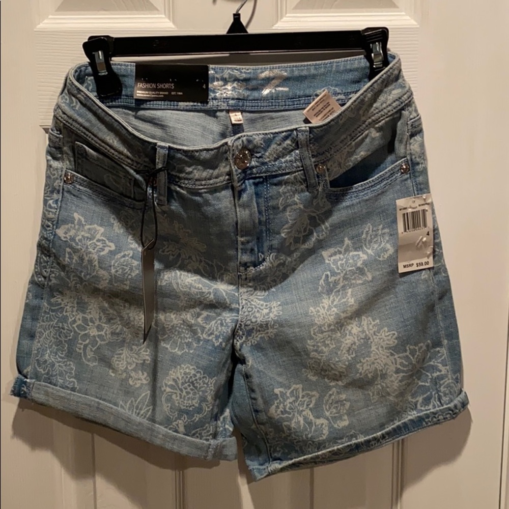 Seven shorts brand new